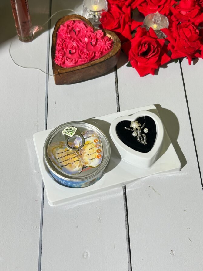 Zario Pearl Set With Heart Teddy Box And Love Cards - Image 3
