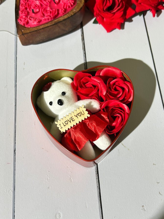 Zario Pearl Set With Heart Teddy Box And Love Cards - Image 9