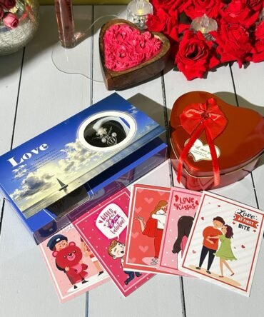 Zario Pearl Set With Heart Teddy Box And Love Cards